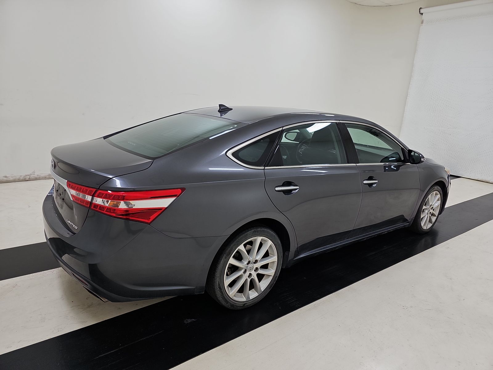 2015 Toyota Avalon Limited FWD