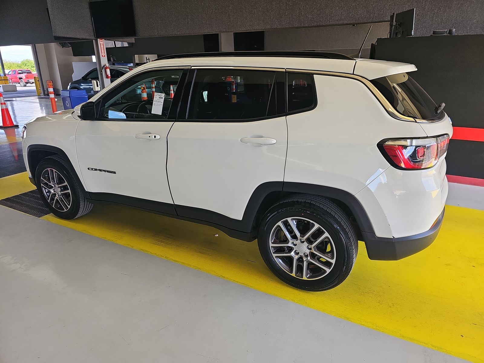 2020 Jeep Compass Latitude FWD