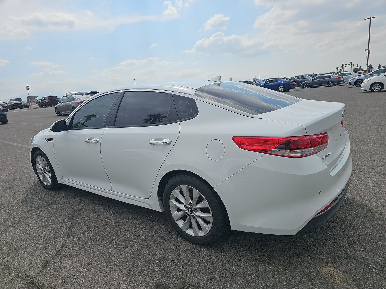 2018 Kia Optima LX FWD