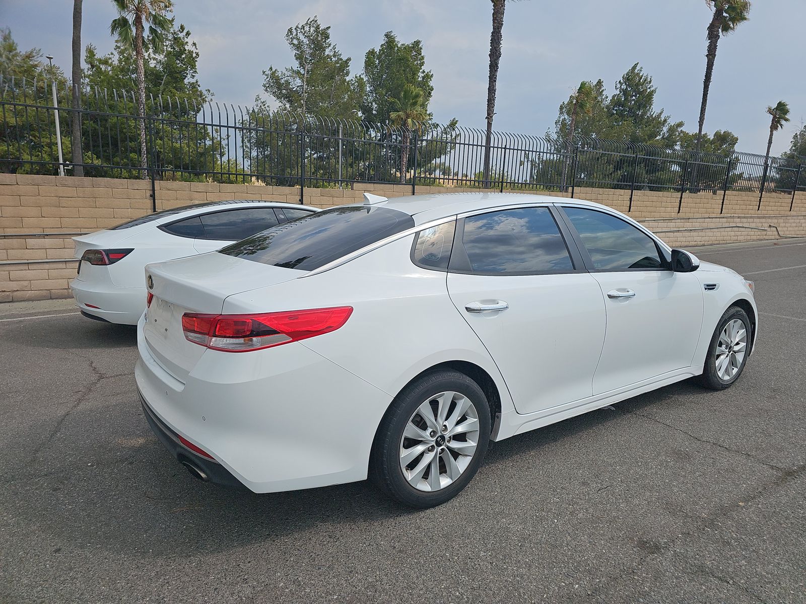 2018 Kia Optima LX FWD