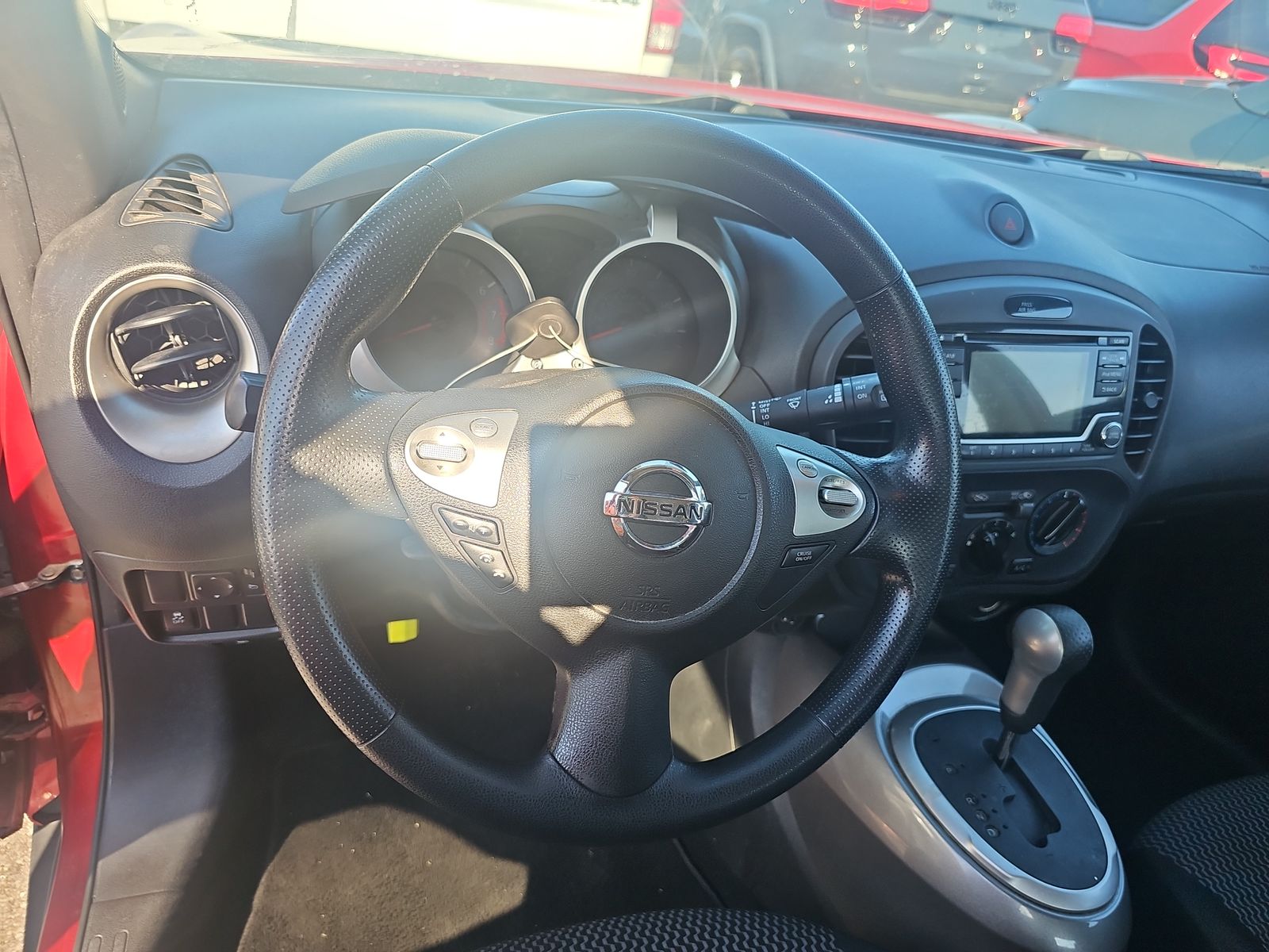 2017 Nissan JUKE S FWD