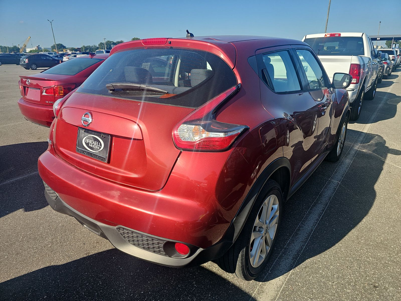 2017 Nissan JUKE S FWD