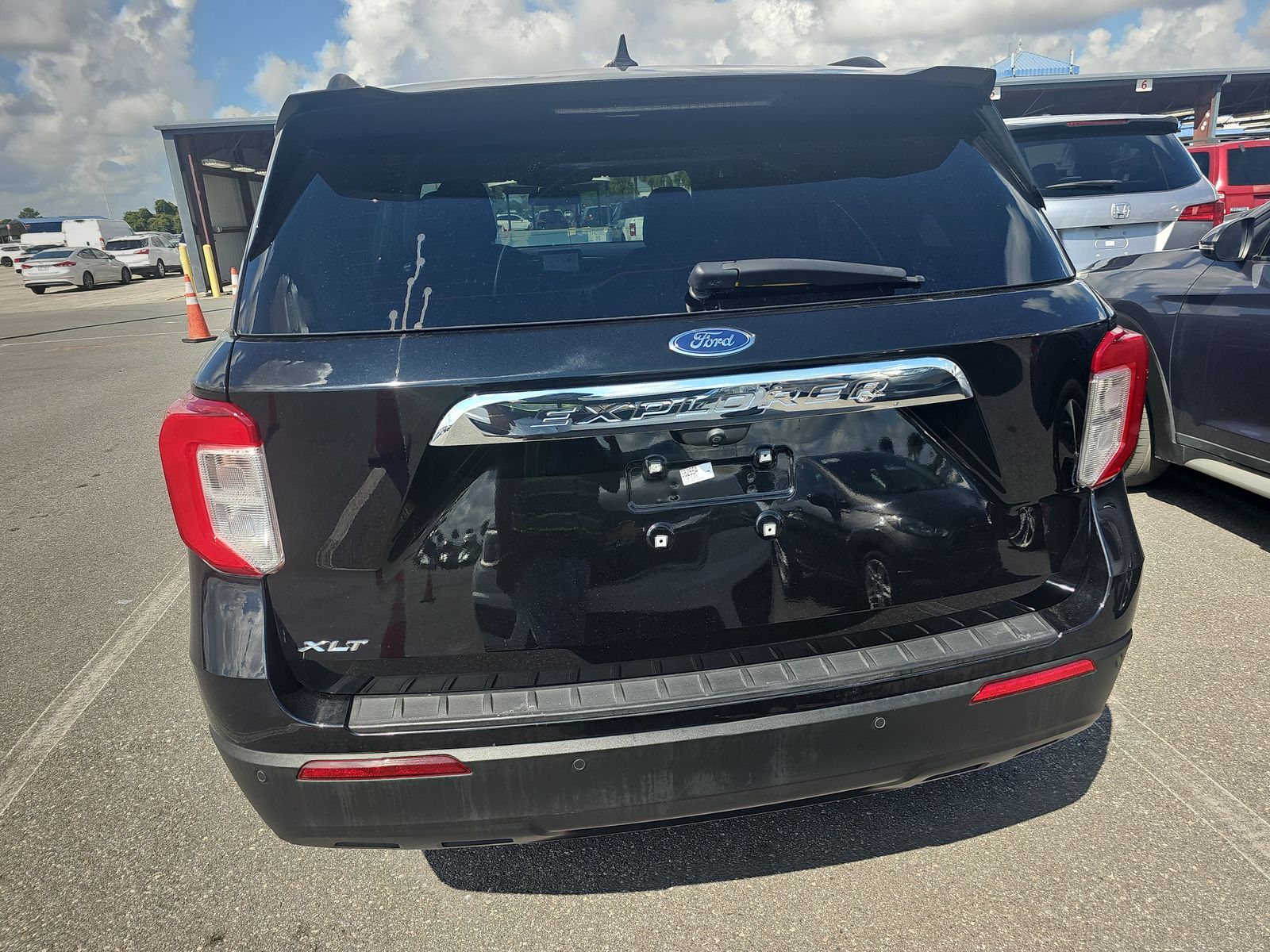 2020 Ford Explorer XLT RWD