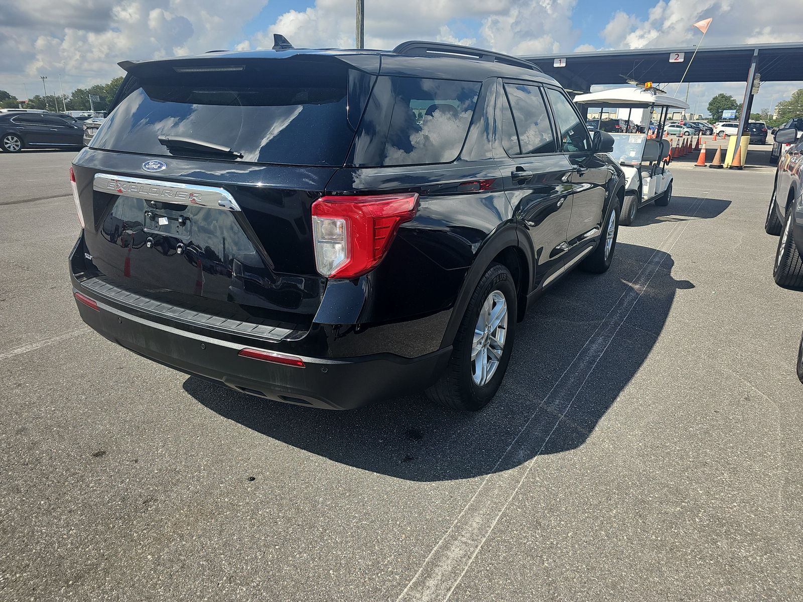 2020 Ford Explorer XLT RWD