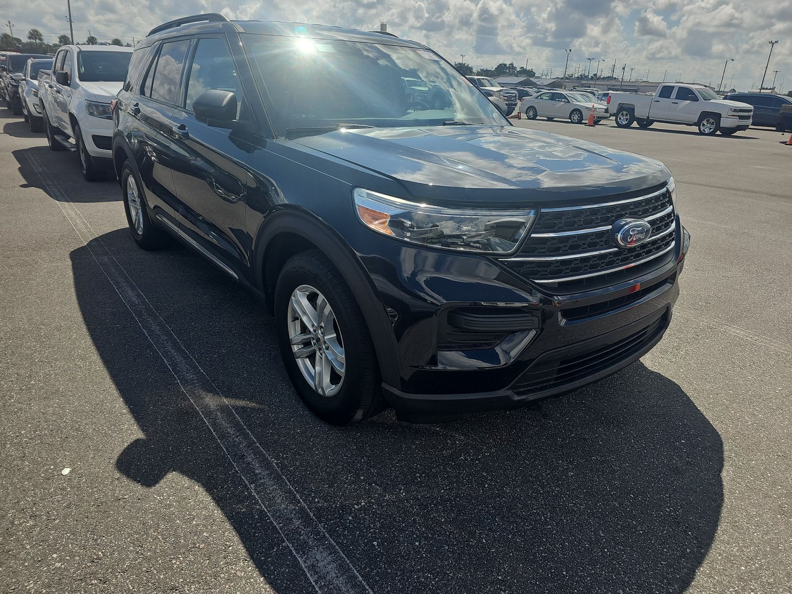 2020 Ford Explorer XLT RWD