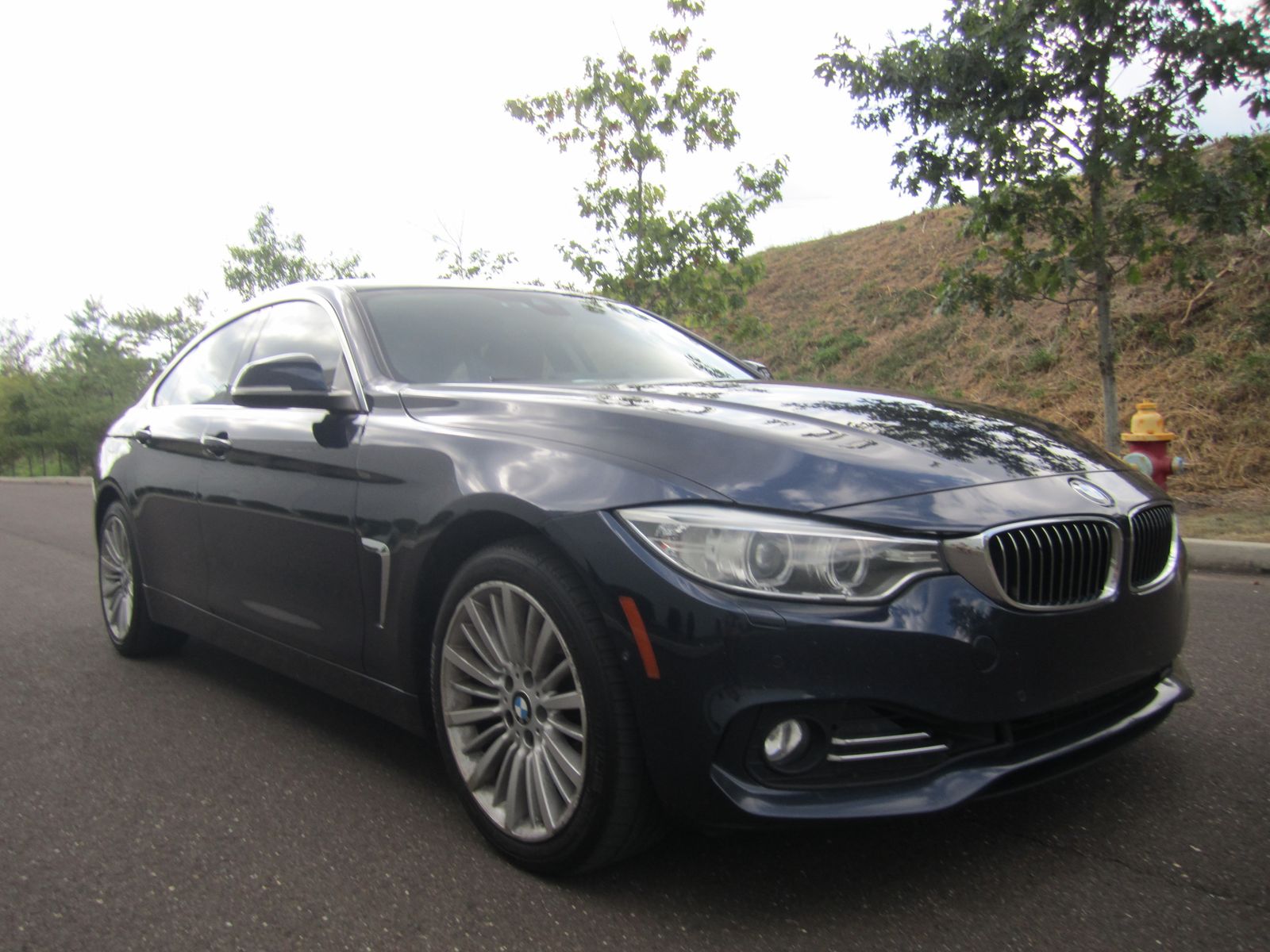 2015 BMW 4 Series Gran Coupe 428i xDrive Sedan LUXURY LINE