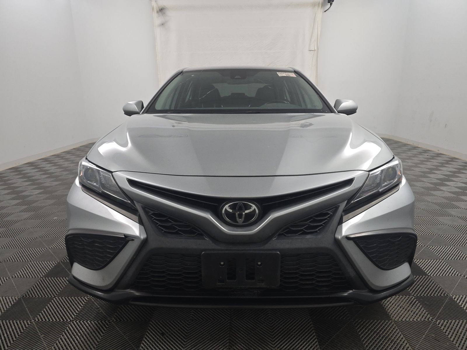 2021 Toyota Camry SE FWD