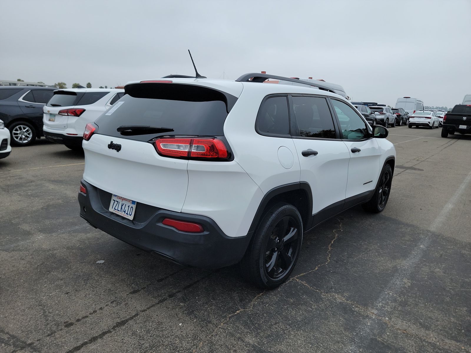 2017 Jeep Cherokee Sport Altitude Edition FWD