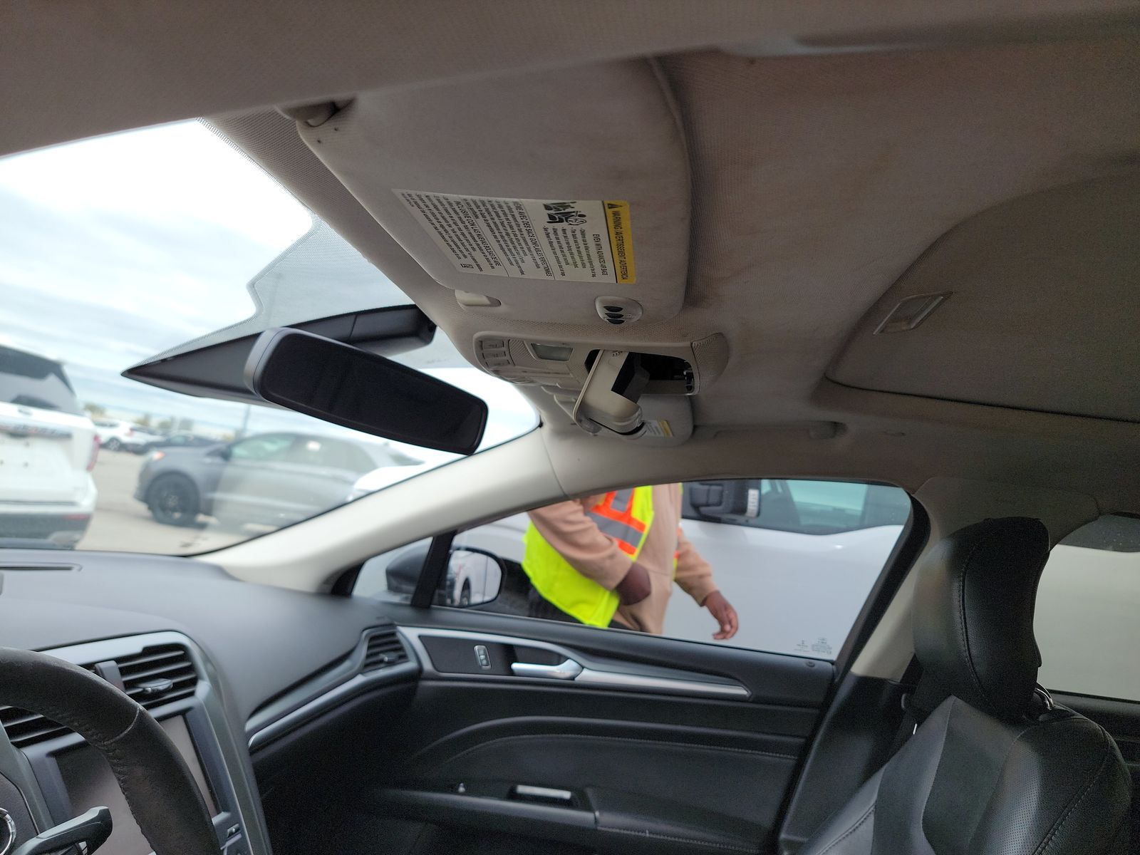 2014 Ford Fusion Hybrid Titanium FWD