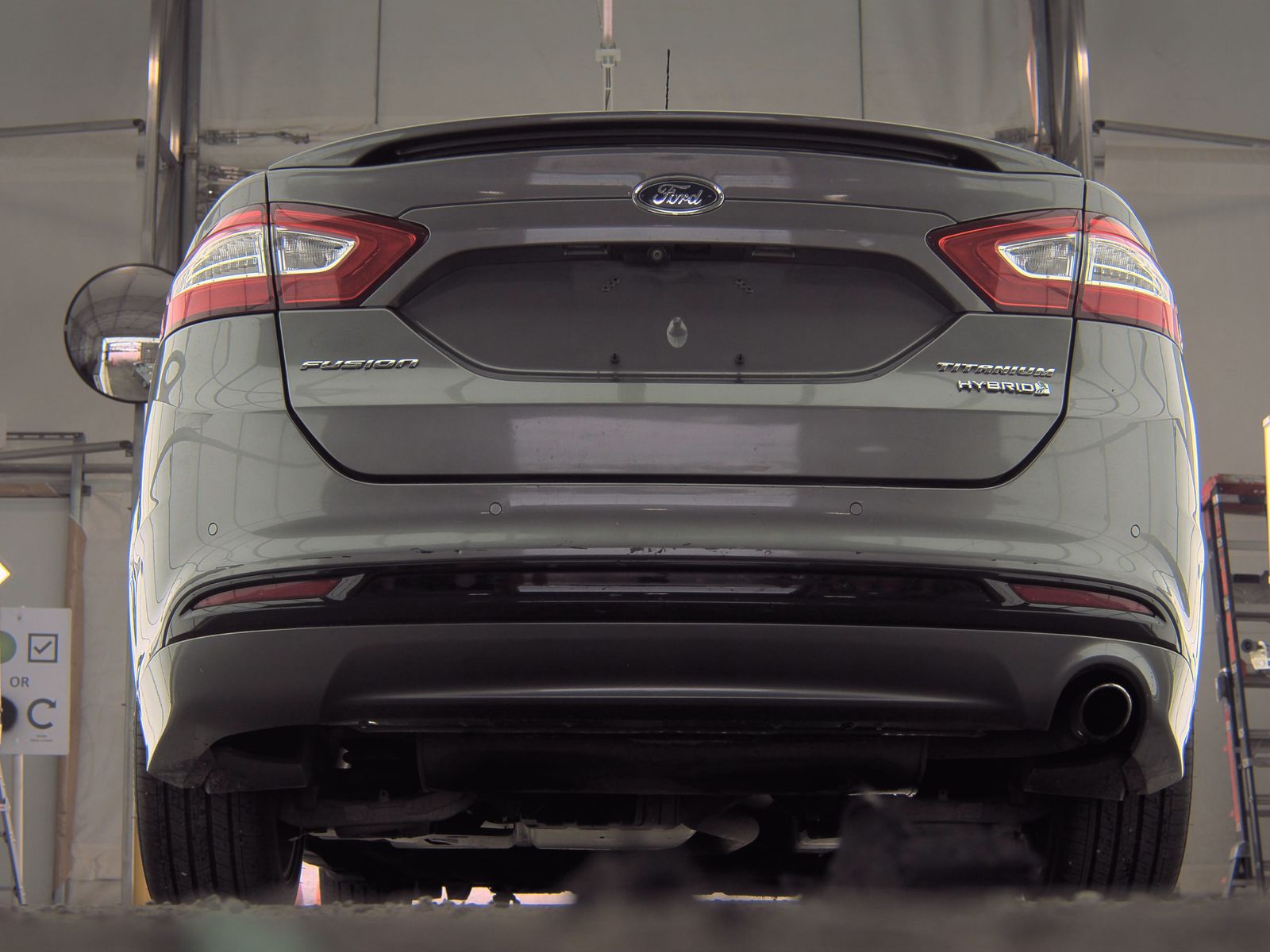 2014 Ford Fusion Hybrid Titanium FWD