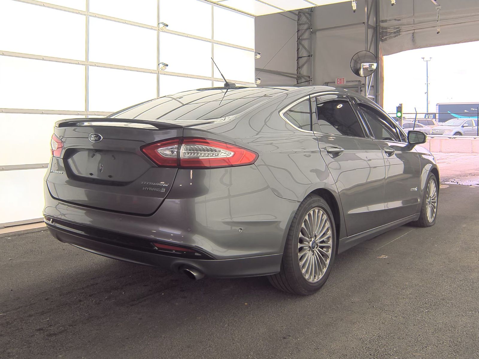 2014 Ford Fusion Hybrid Titanium FWD