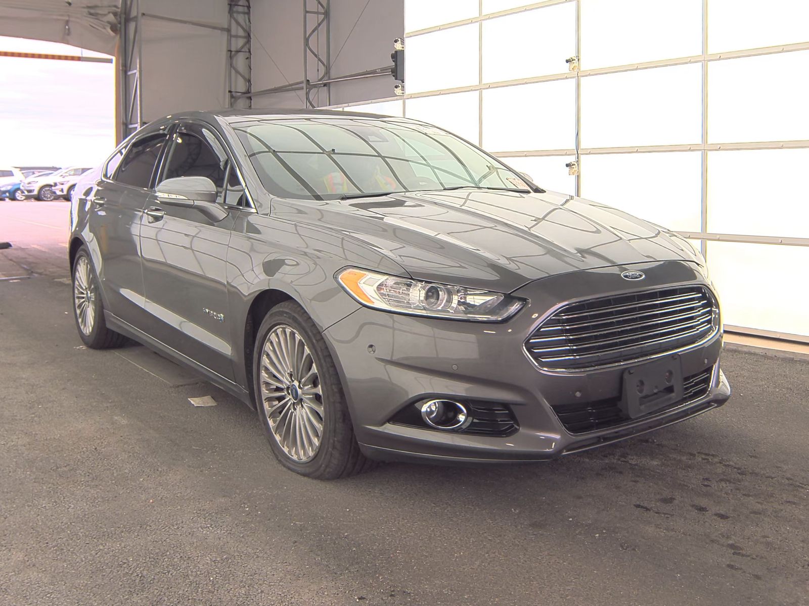 2014 Ford Fusion Hybrid Titanium FWD