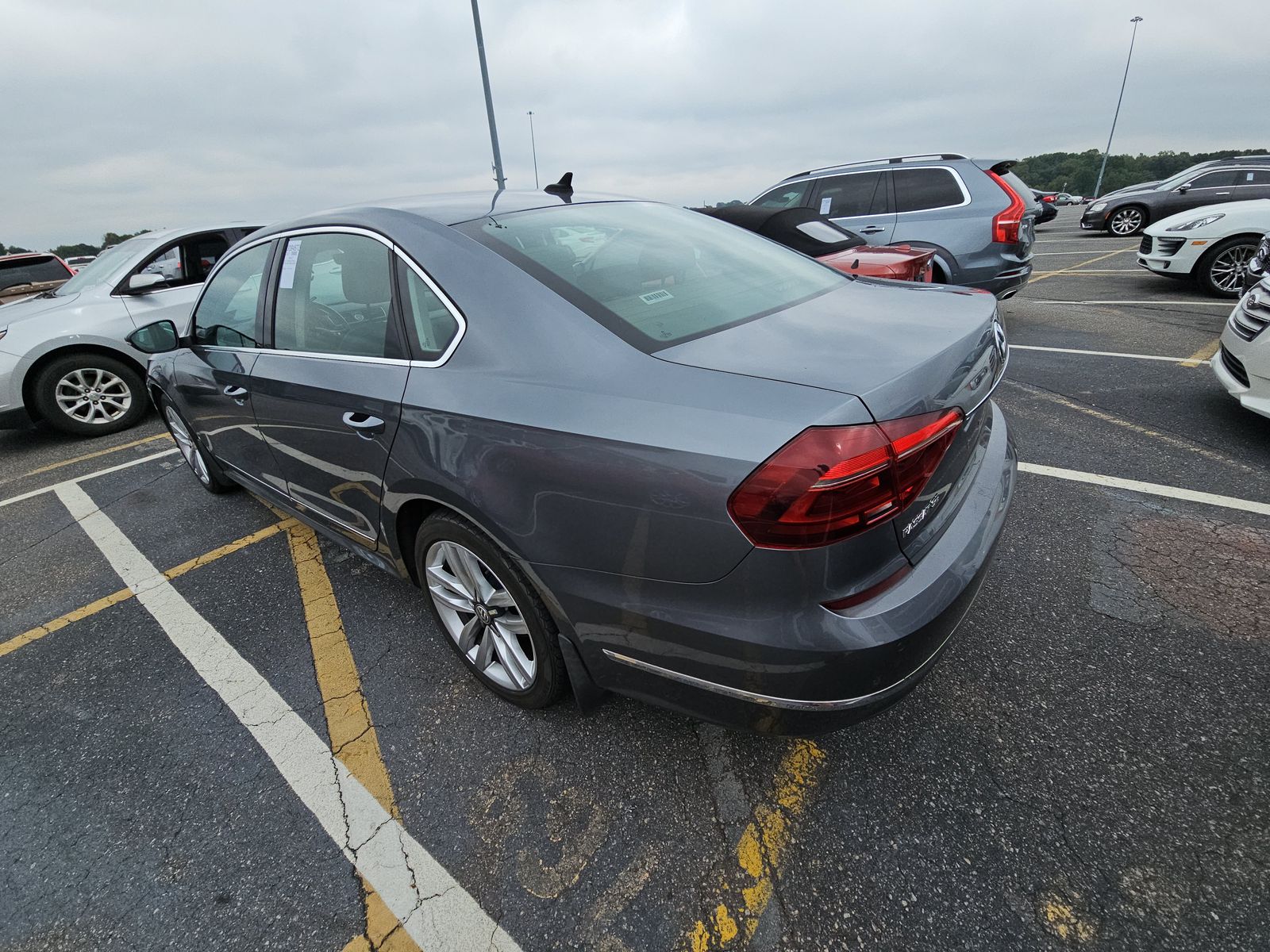 2017 Volkswagen Passat 1.8T SE FWD