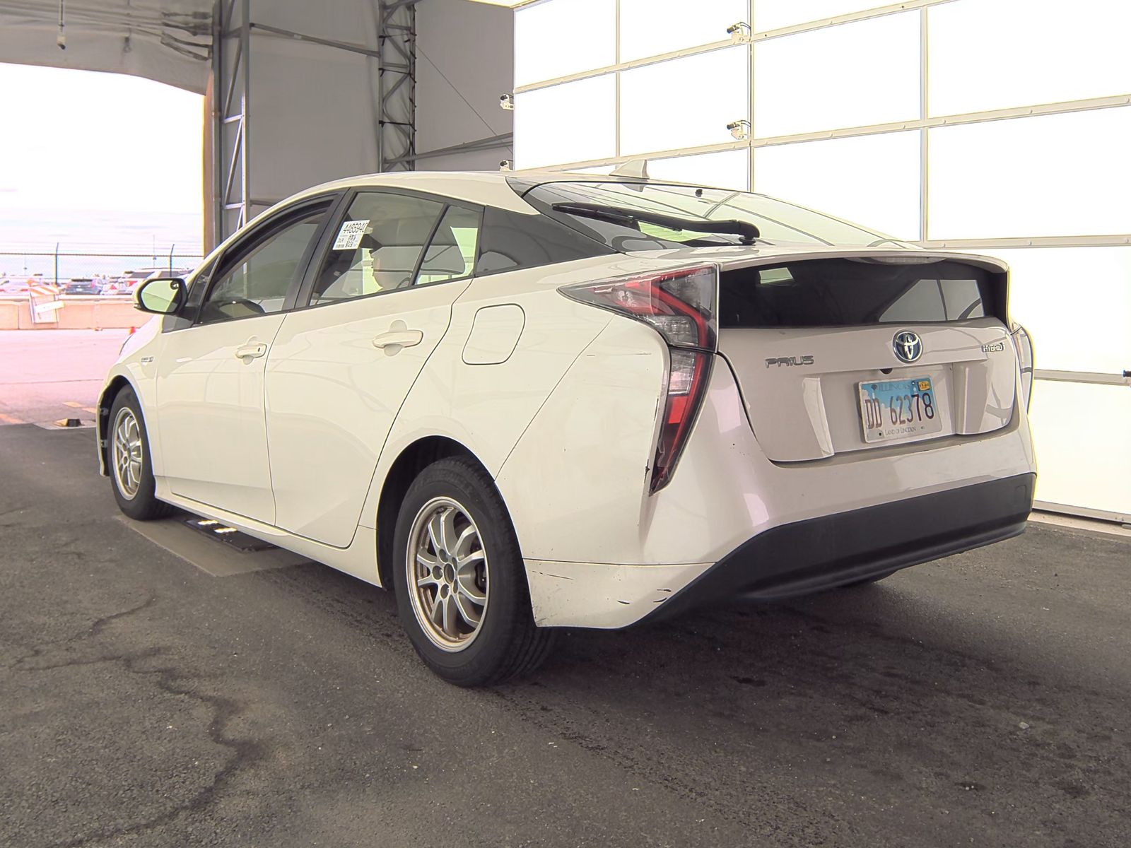 2016 Toyota Prius Two FWD