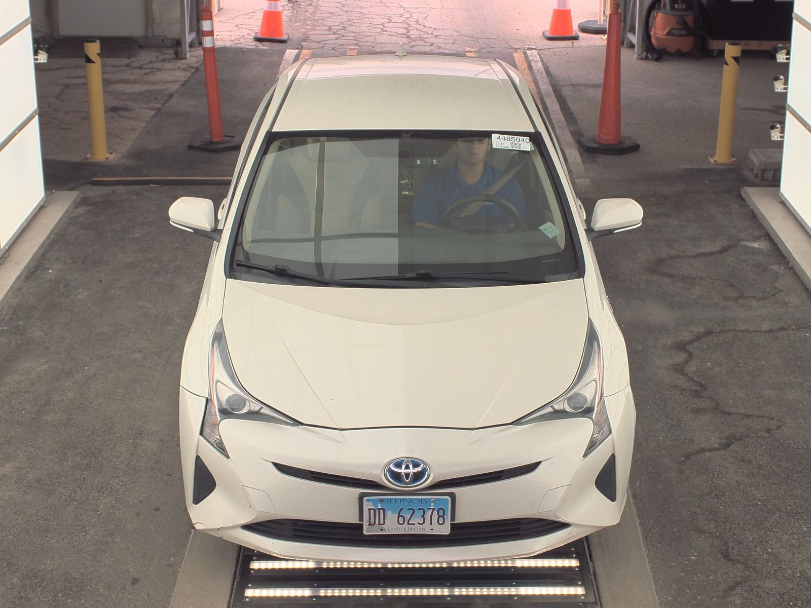 2016 Toyota Prius Two FWD