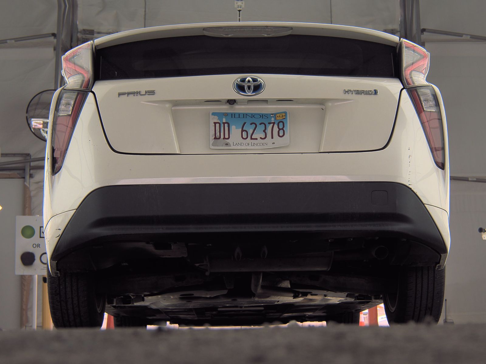 2016 Toyota Prius Two FWD