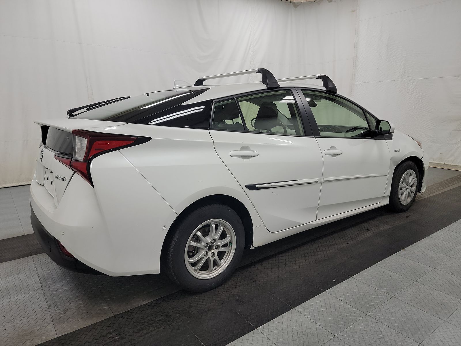 2022 Toyota Prius LE FWD