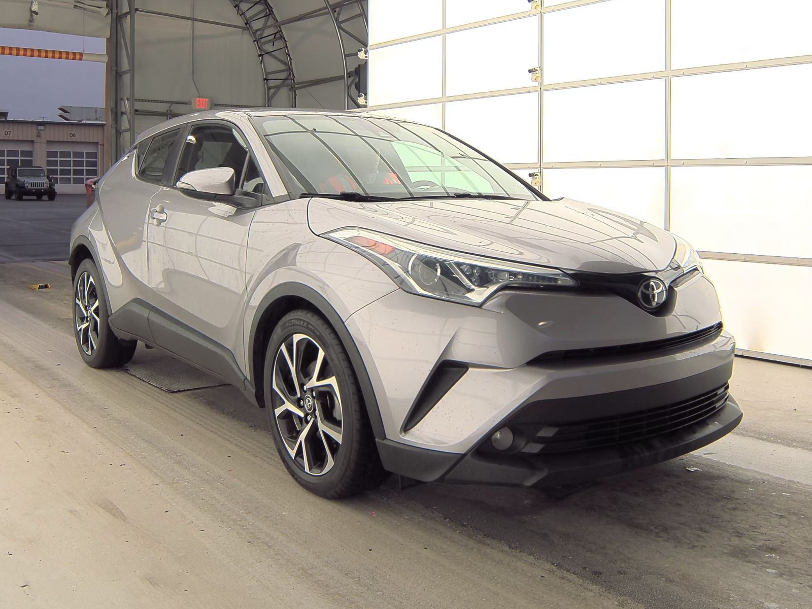 2018 Toyota C-HR XLE Premium FWD