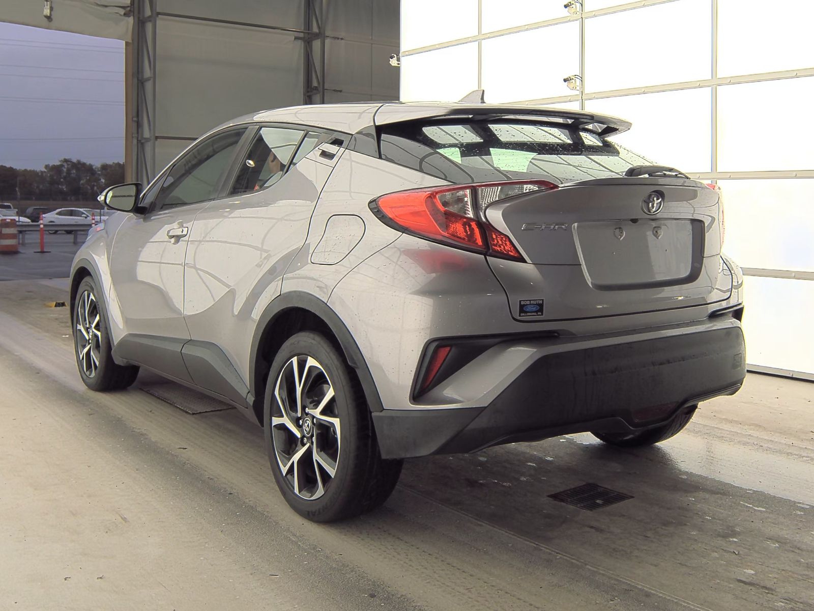 2018 Toyota C-HR XLE Premium FWD