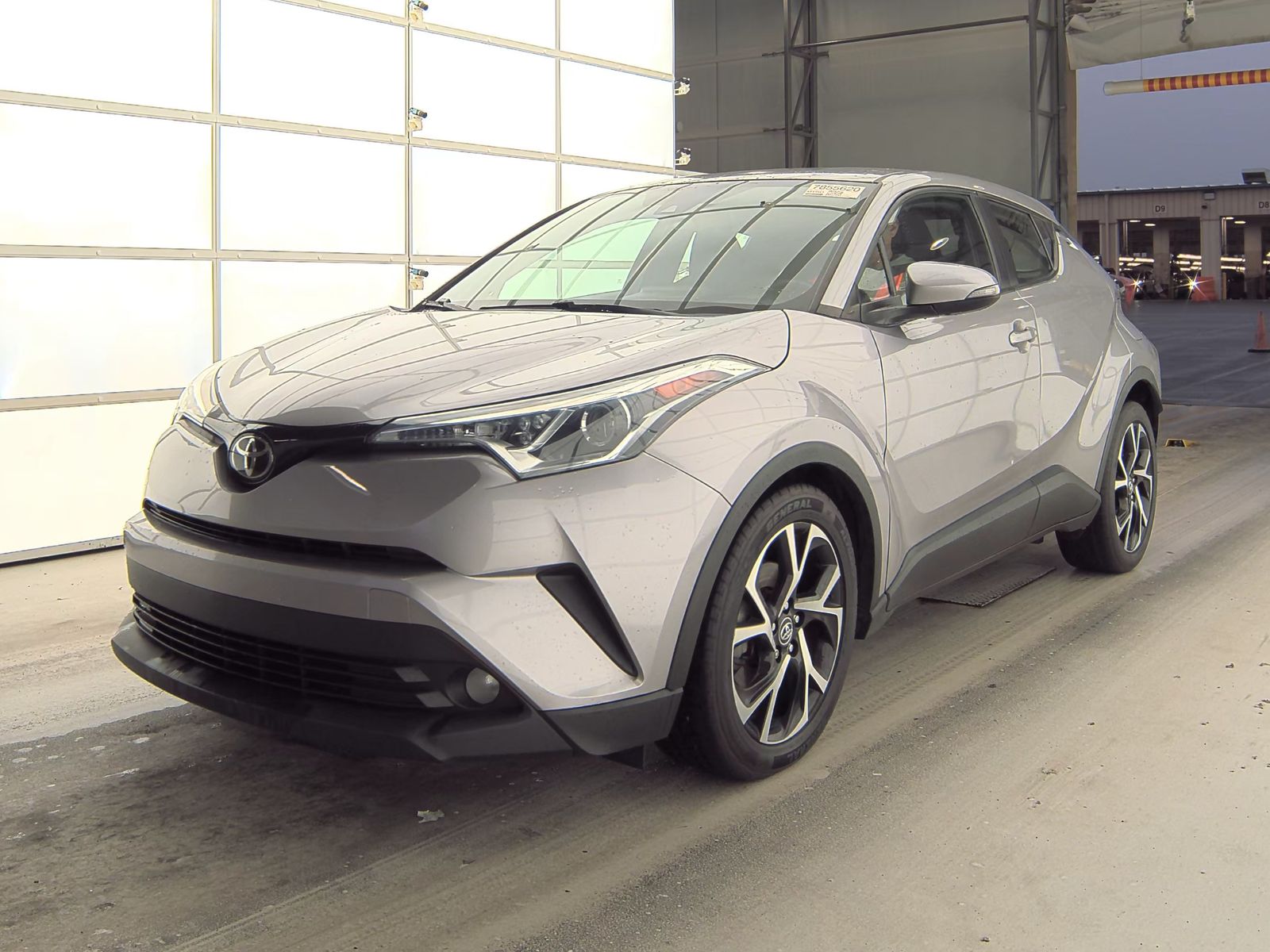 2018 Toyota C-HR XLE Premium FWD