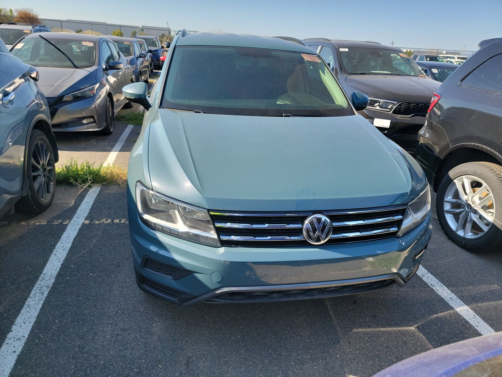 2020 Volkswagen Tiguan 2.0T SE FWD