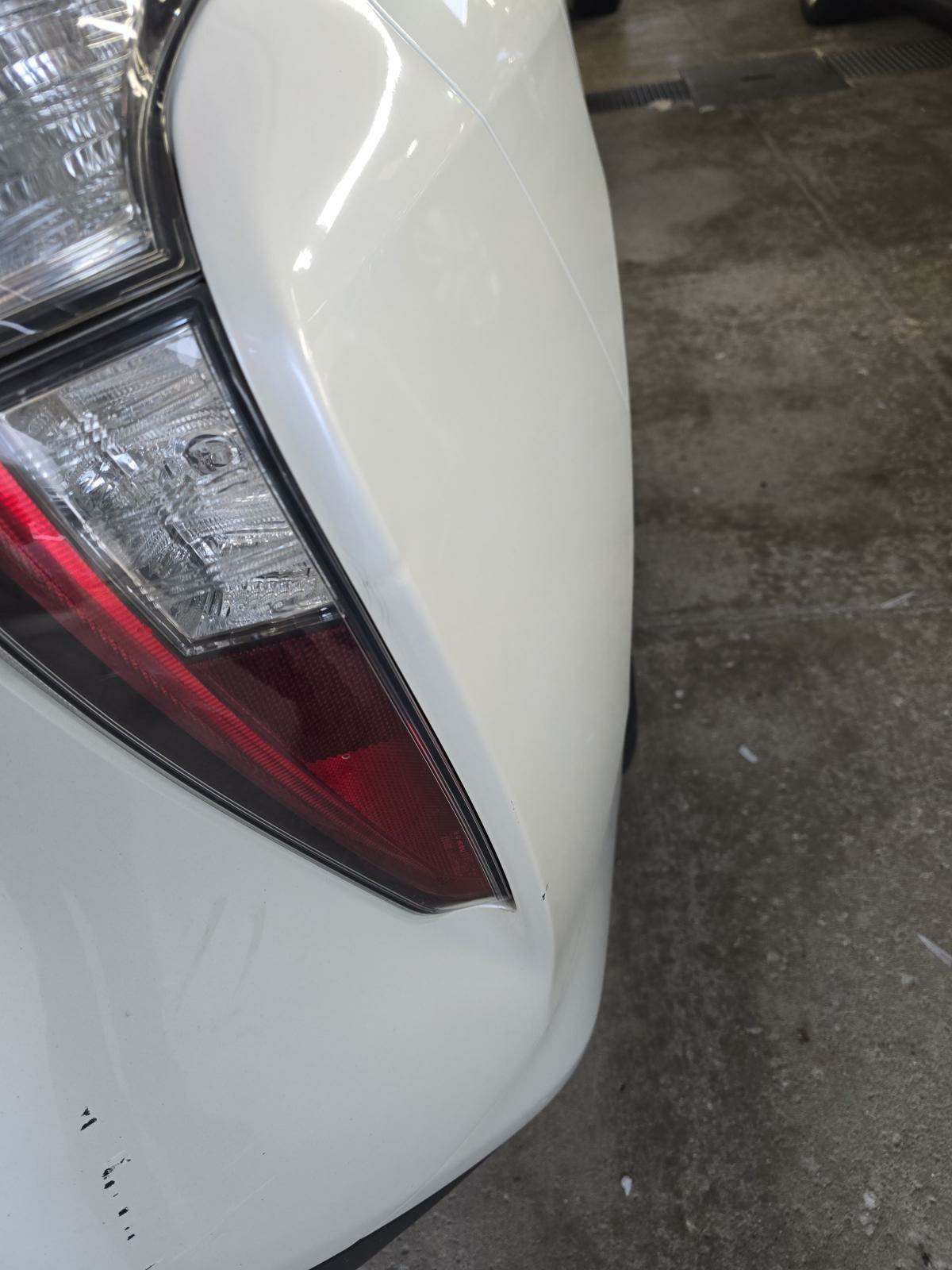 2016 Toyota Prius Two FWD