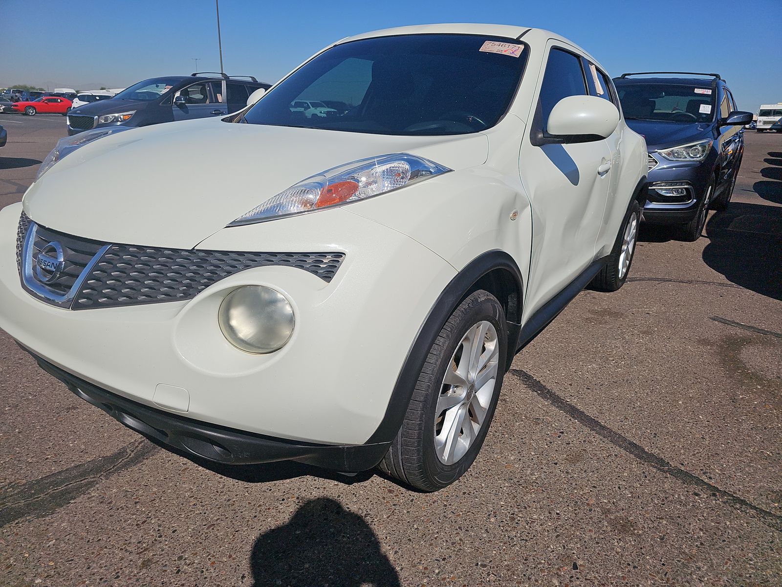 2011 Nissan JUKE SV FWD