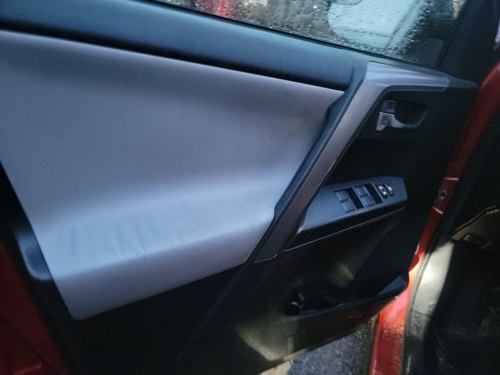 2017 Toyota RAV4 XLE AWD