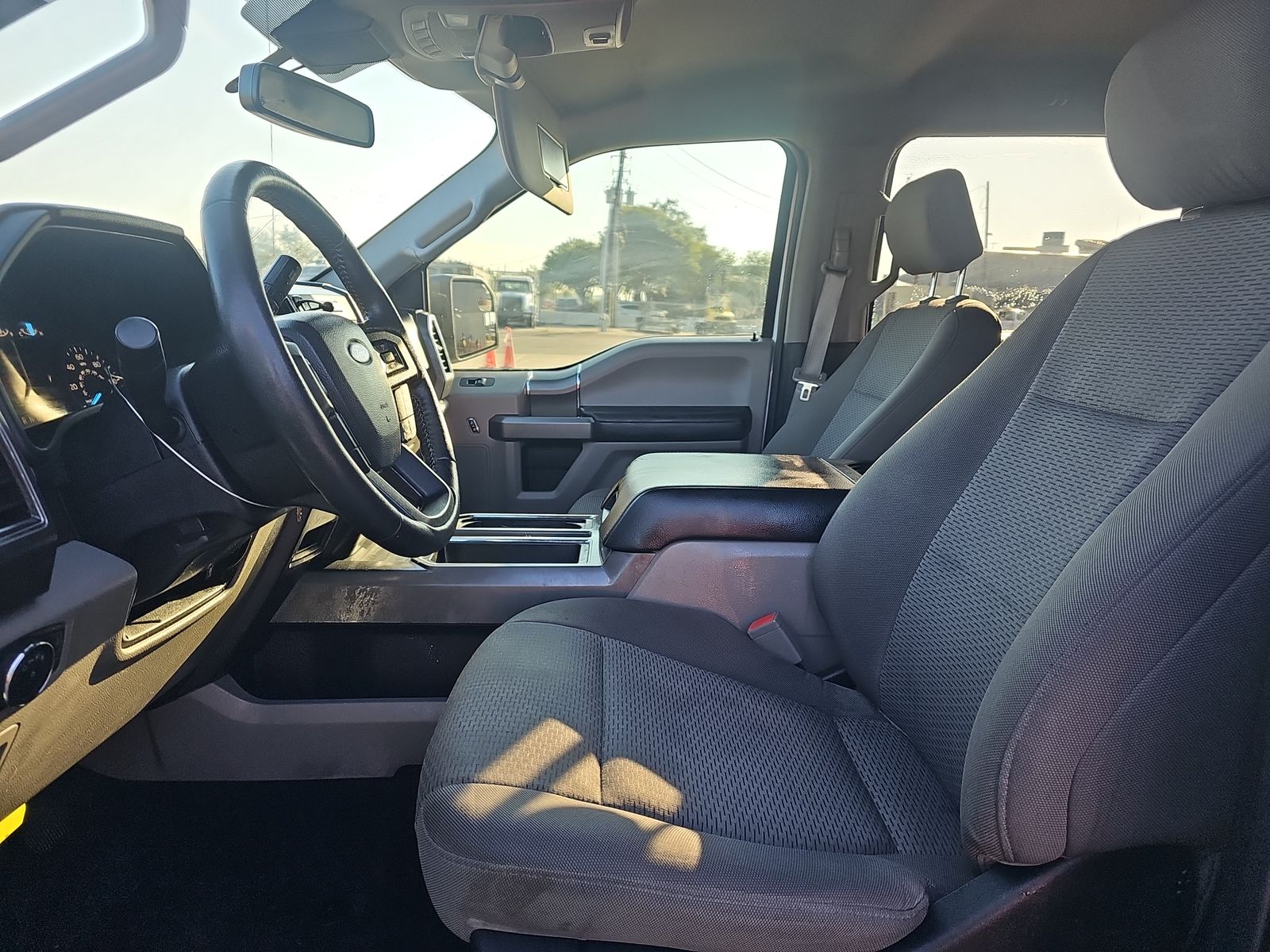 2019 Ford F-150 XLT RWD