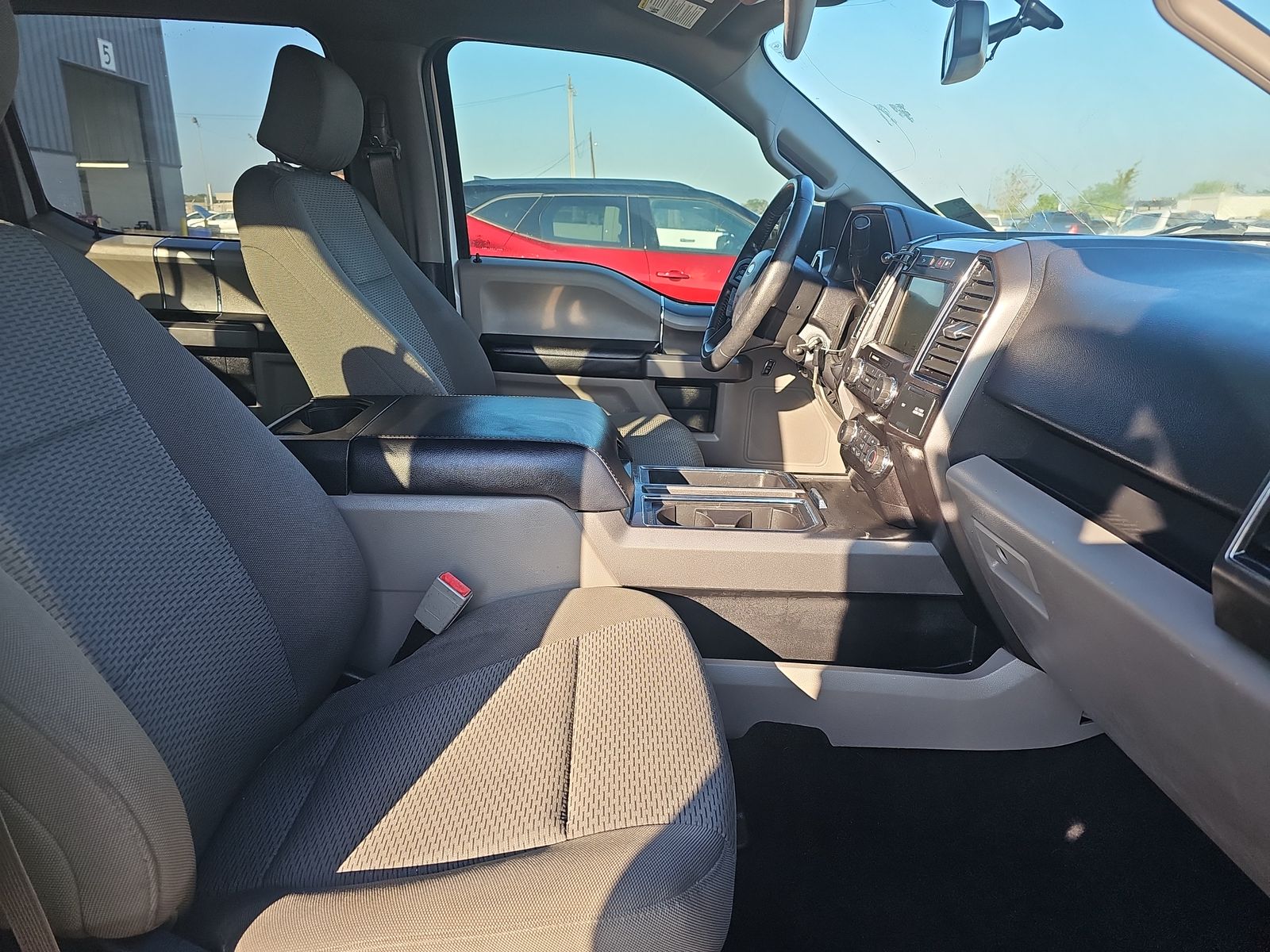 2019 Ford F-150 XLT RWD