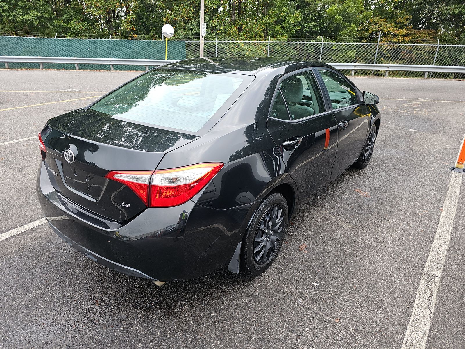 2016 Toyota Corolla LE FWD