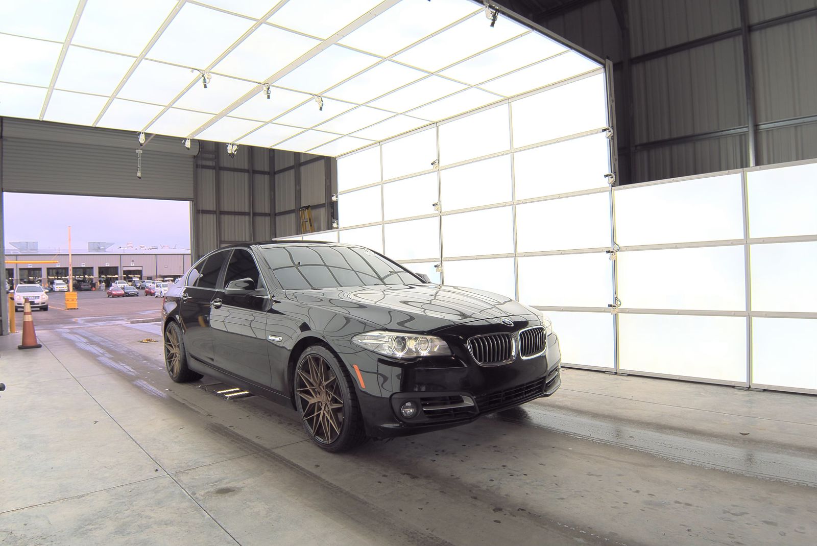 2016 BMW 5 Series 528i RWD