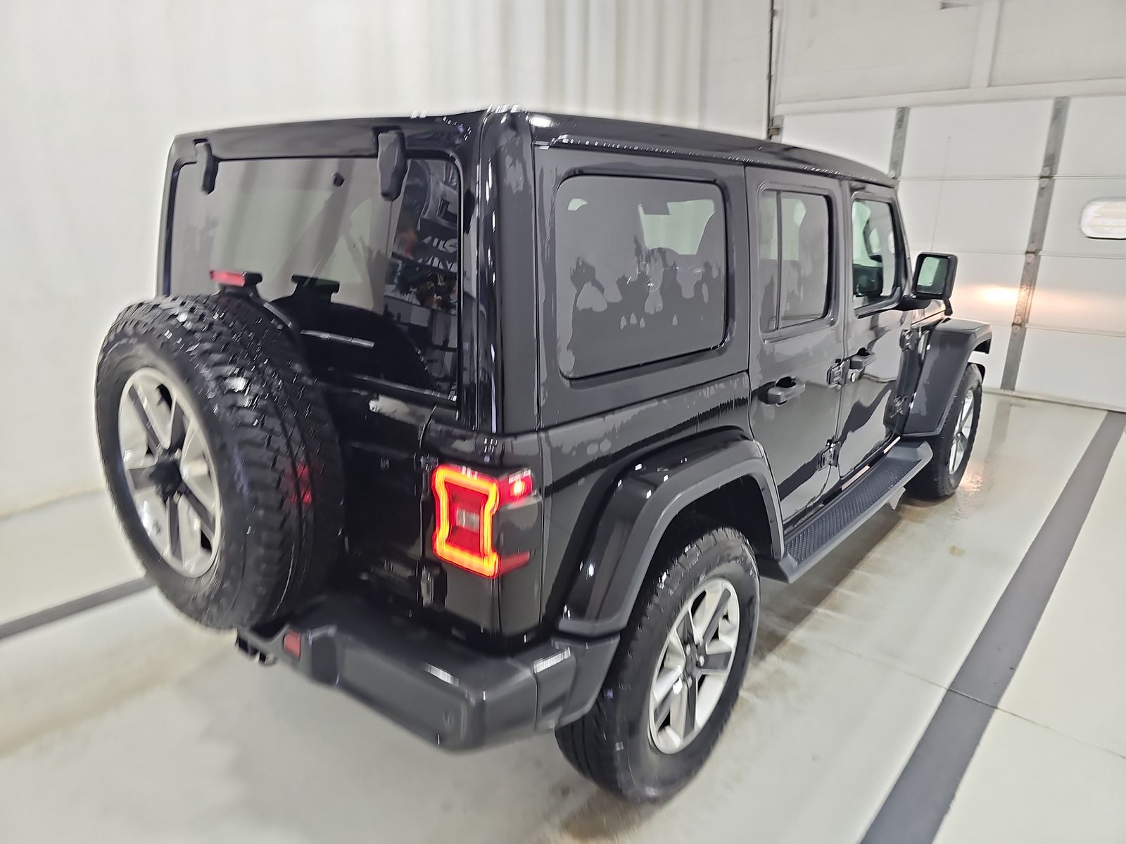 2018 Jeep Wrangler Unlimited Sahara AWD