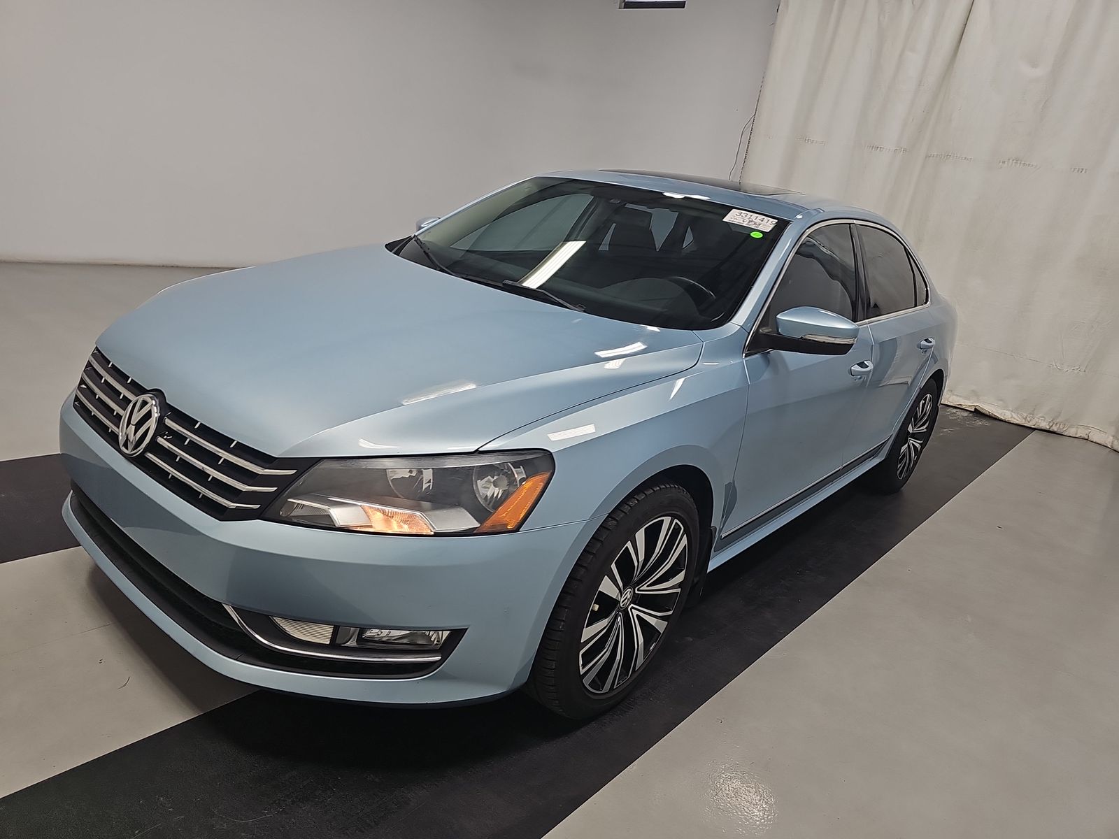 2013 Volkswagen Passat 2.0L TDI SEL Premium FWD