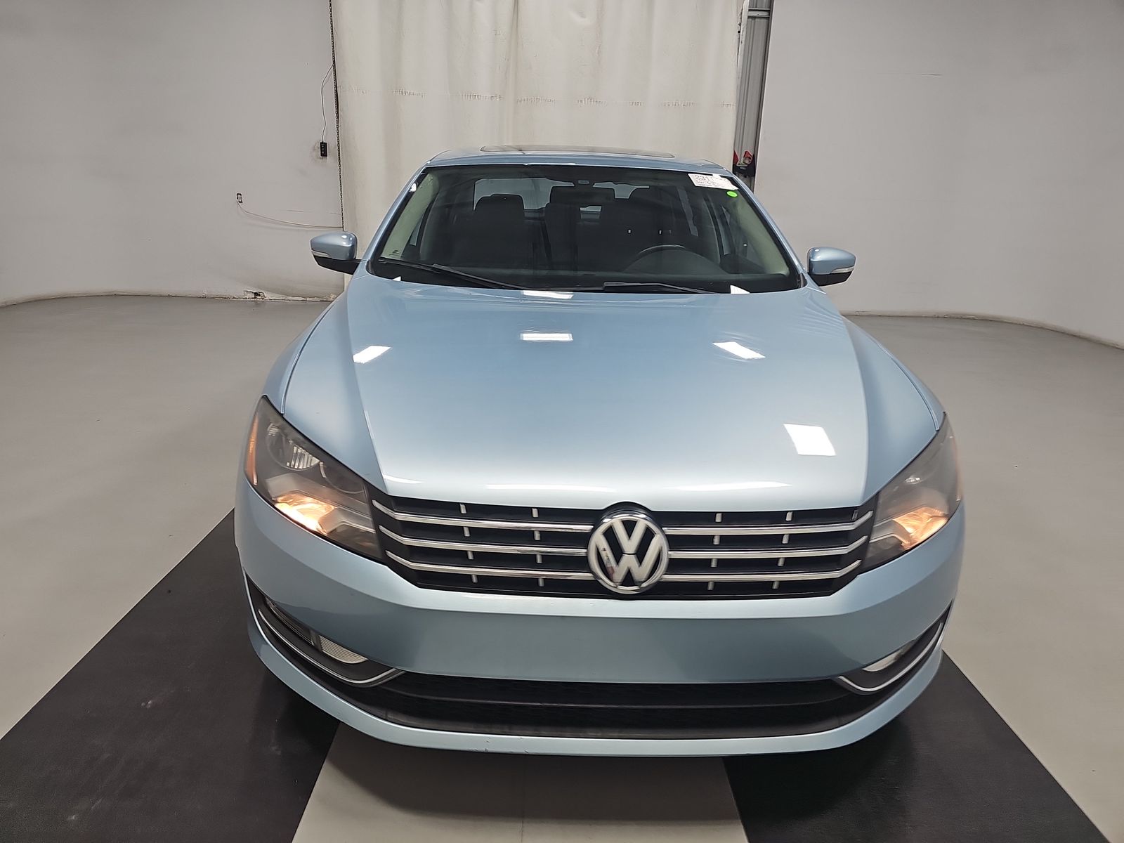 2013 Volkswagen Passat 2.0L TDI SEL Premium FWD