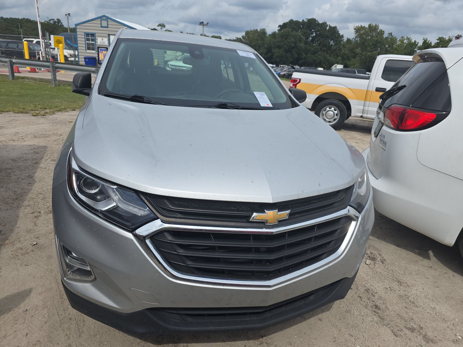 2020 Chevrolet Equinox LS FWD