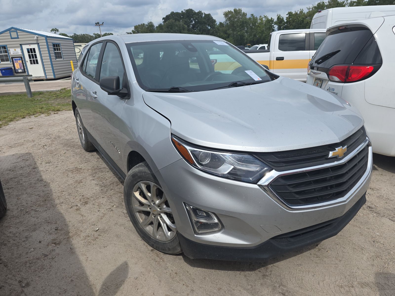 2020 Chevrolet Equinox LS FWD