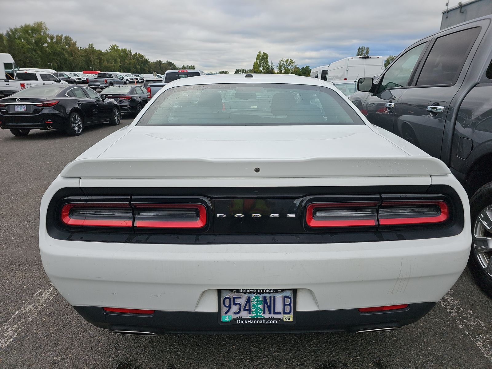 2019 Dodge Challenger SXT RWD