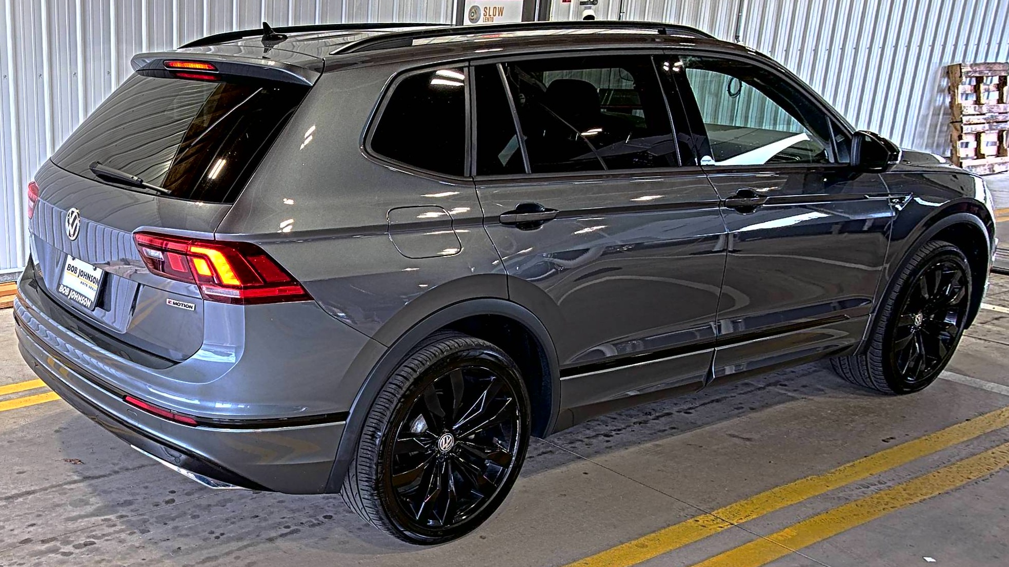 2021 Volkswagen Tiguan 2.0T SE R-Line Black AWD