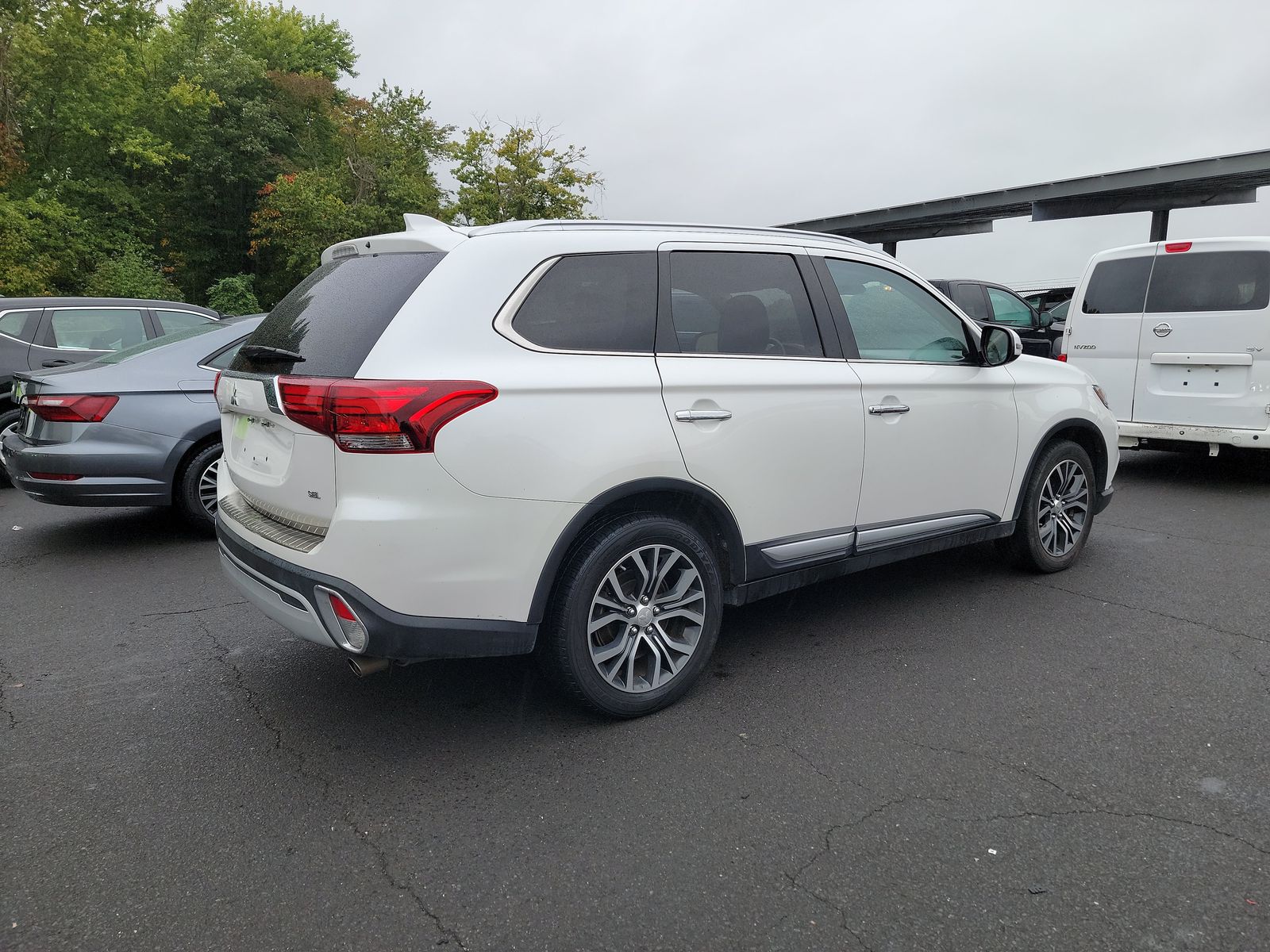 2020 Mitsubishi Outlander SEL FWD