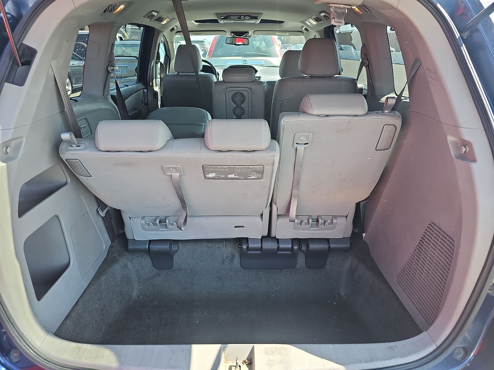 2014 Honda Odyssey Touring FWD