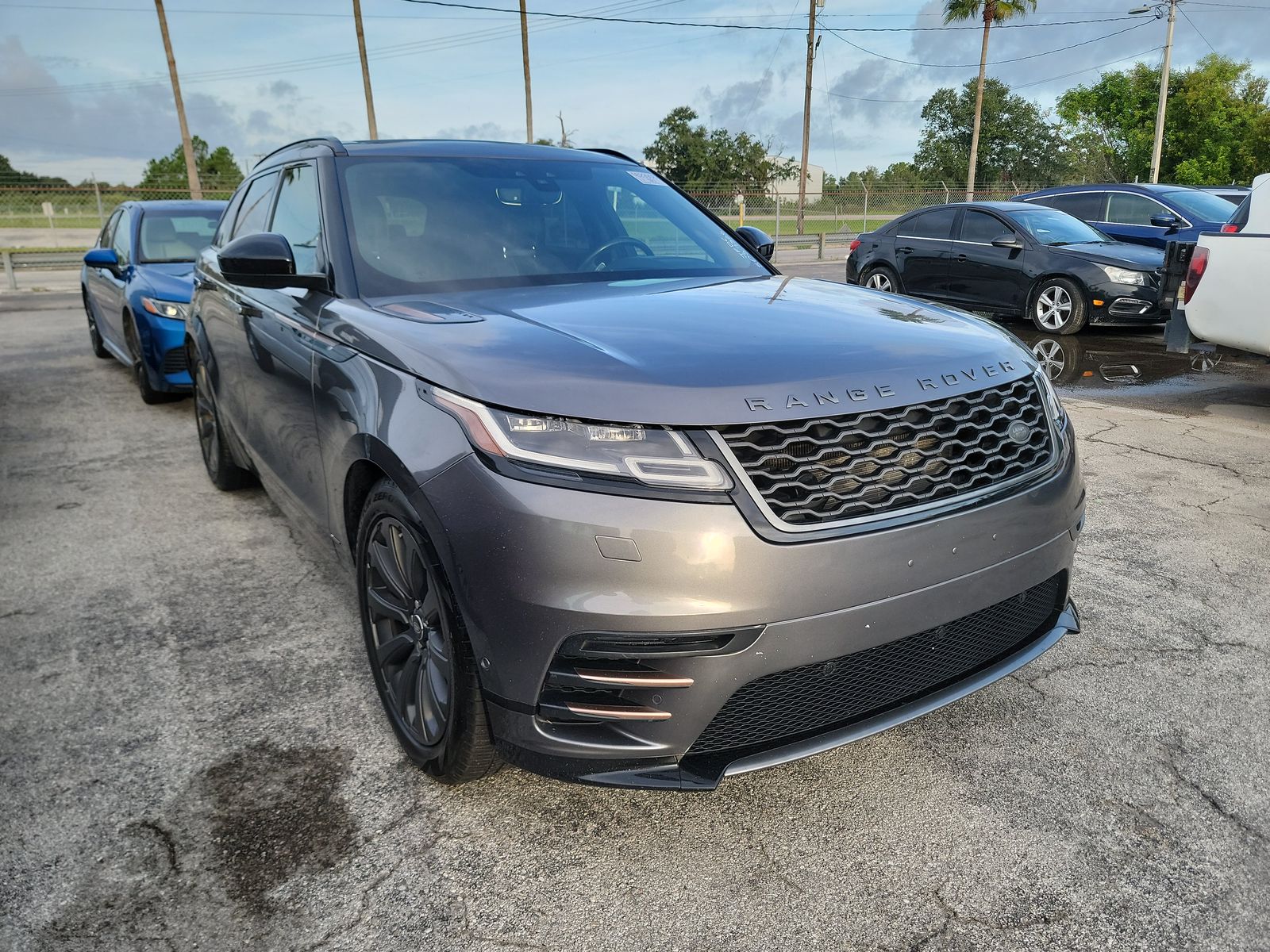 2018 Land Rover Range Rover Velar R-Dynamic SE AWD