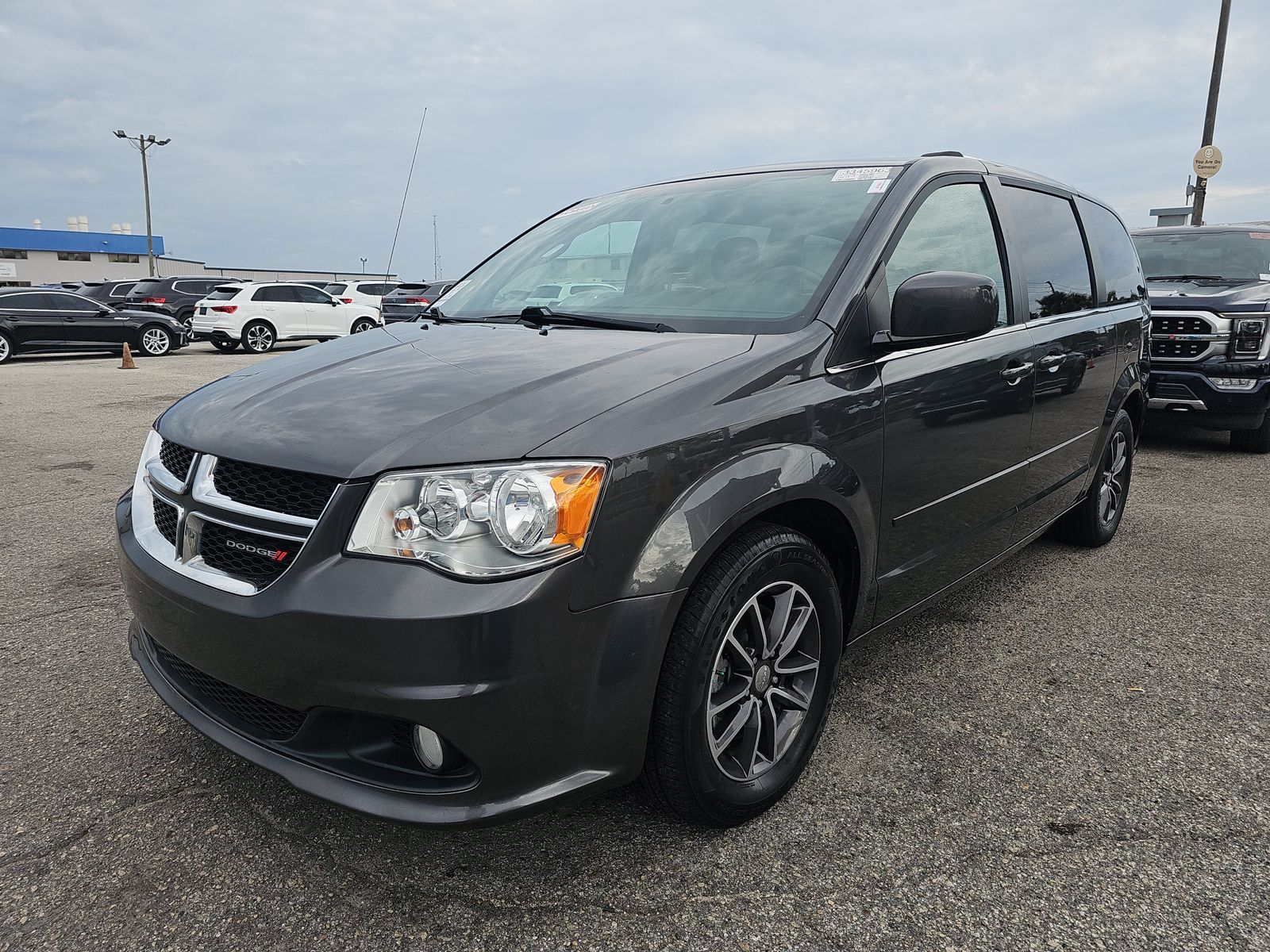 2017 Dodge Grand Caravan SXT FWD