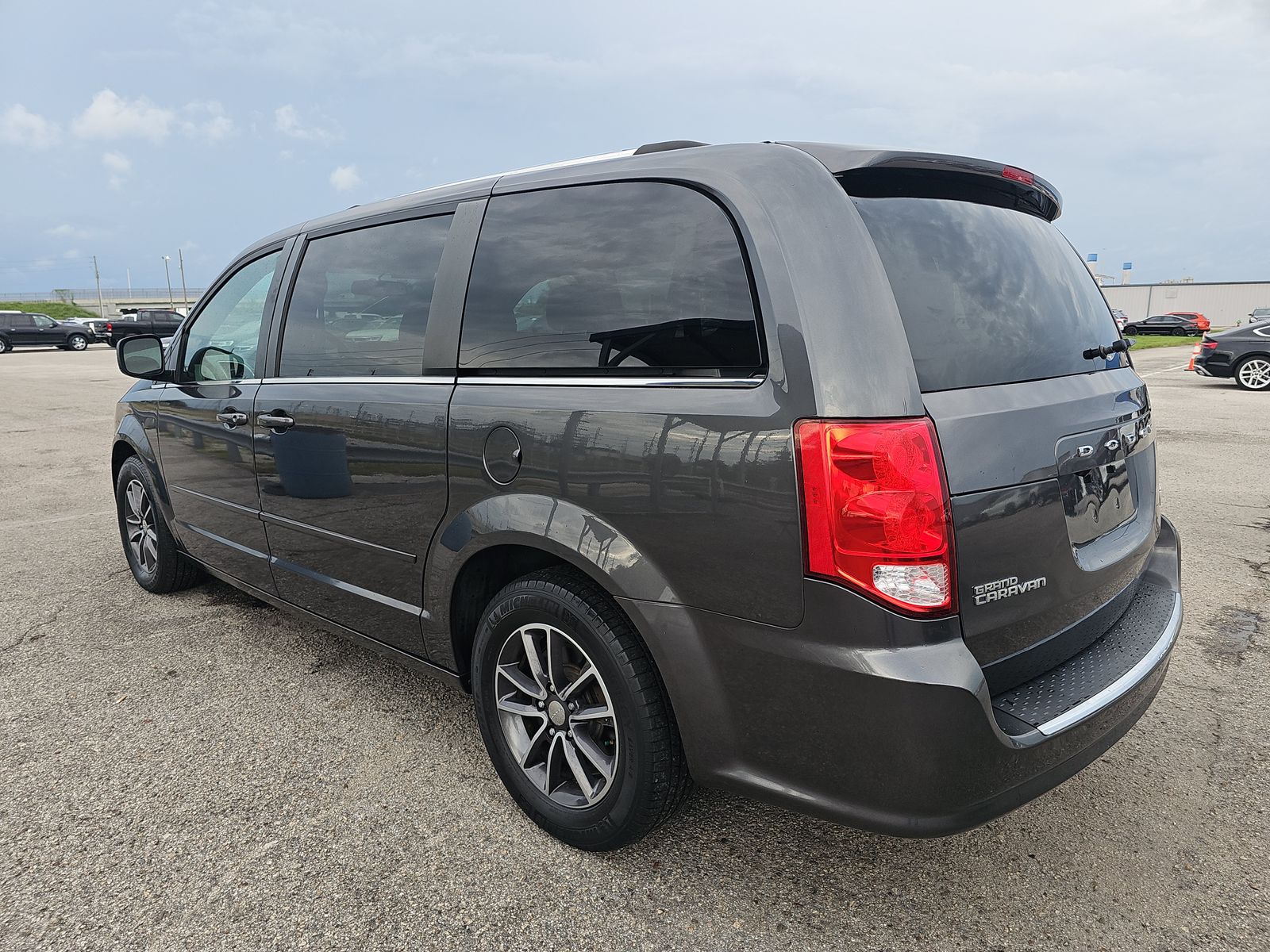 2017 Dodge Grand Caravan SXT FWD