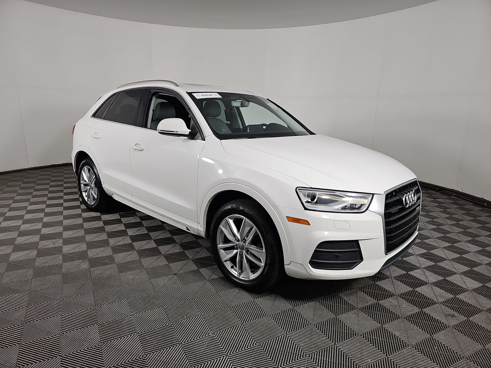 2016 Audi Q3 2.0T Premium Plus AWD