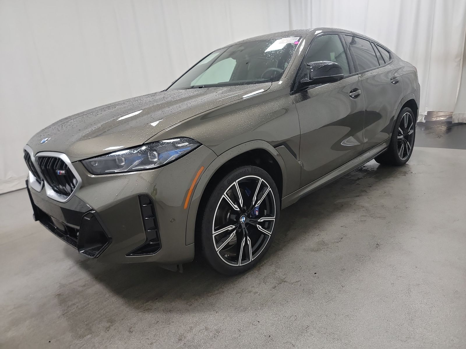 2024 BMW X6 Sports Activity Coupe M60i