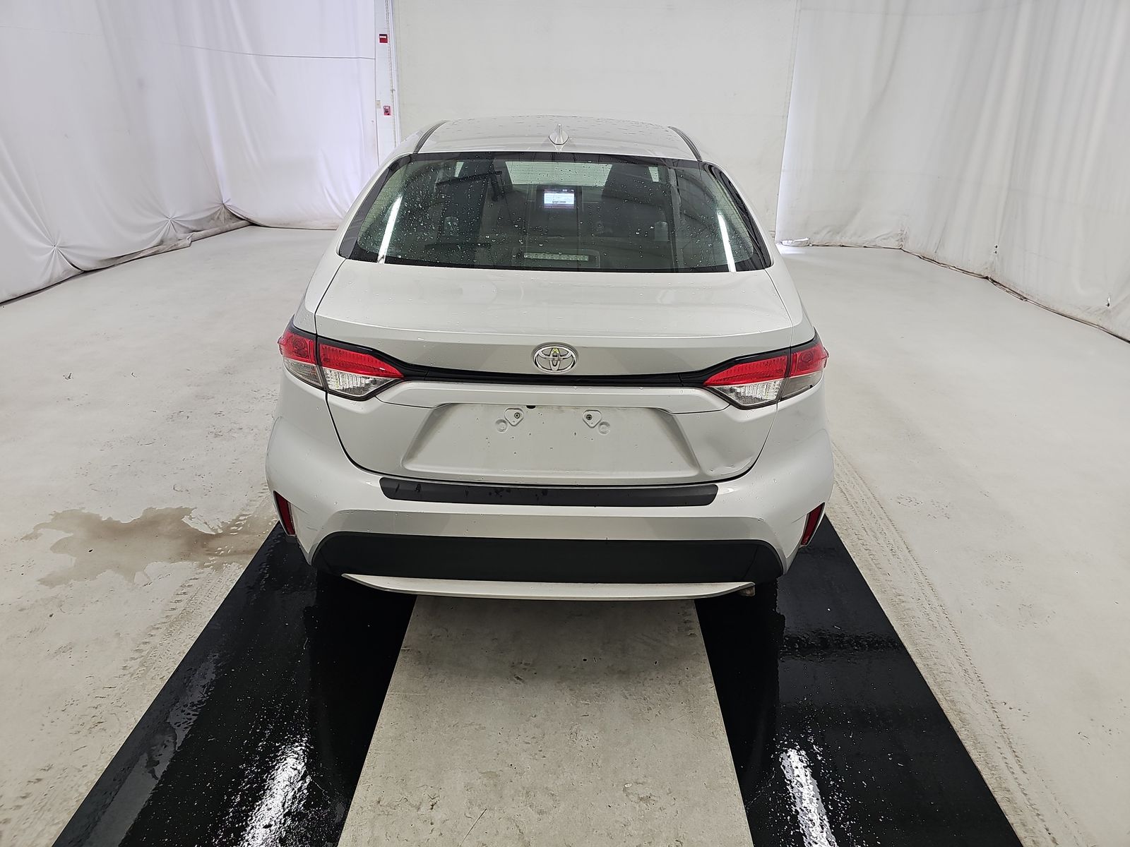 2020 Toyota Corolla LE FWD