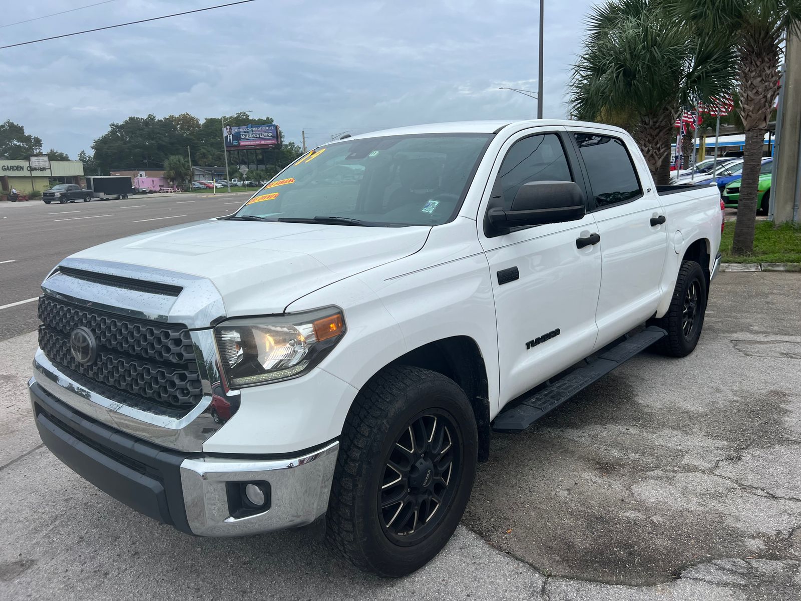 2019 Toyota Tundra SR5 Crew Cab Extra Short Bed