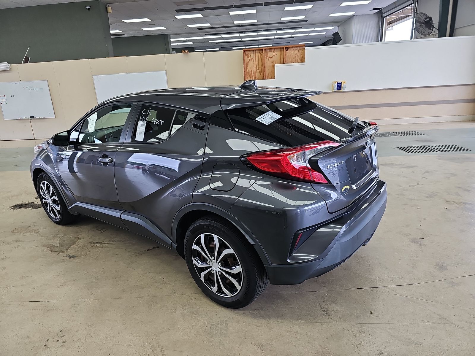 2019 Toyota C-HR LE FWD