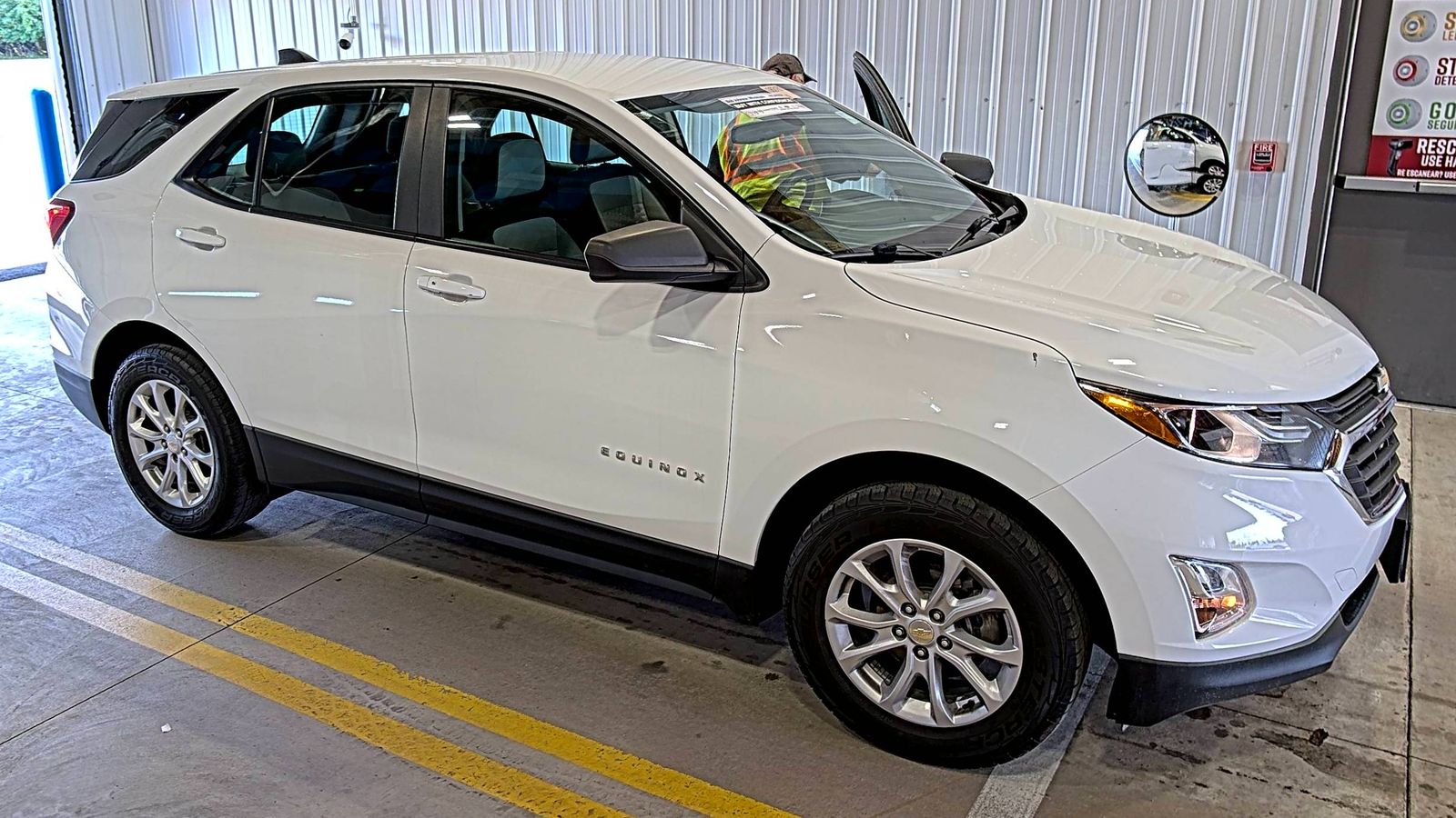 2021 Chevrolet Equinox LS AWD